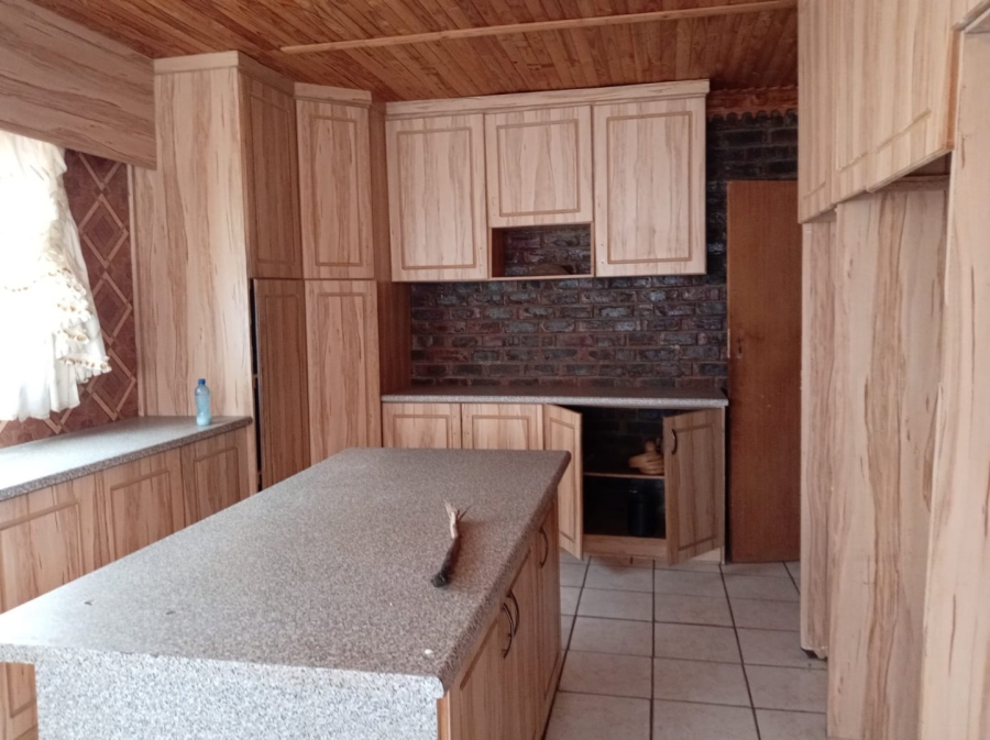 3 Bedroom Property for Sale in Manyatseng Free State